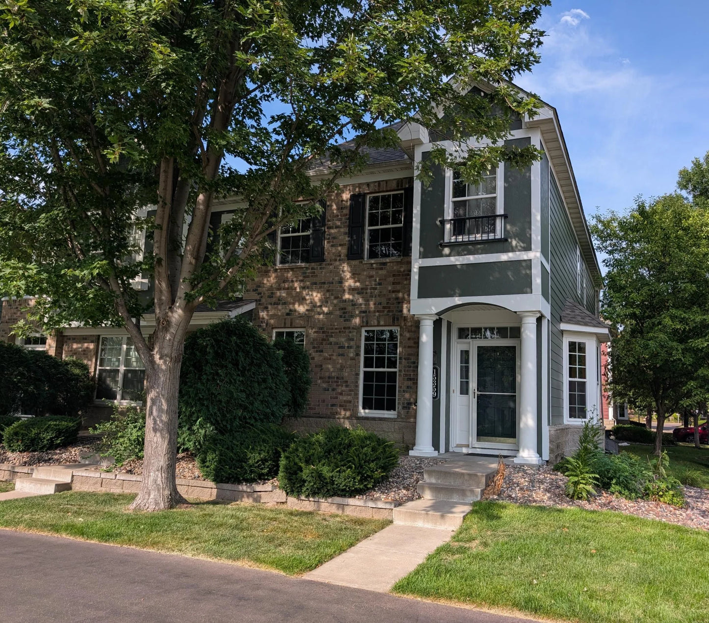 15359 Foliage Avenue, Apple Valley, MN 55124