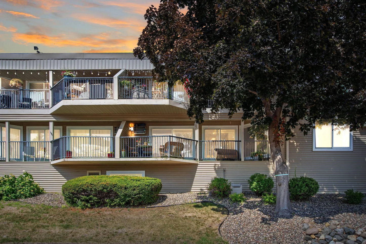 6201 Saint Croix Trail, Oak Park Heights, MN 55082