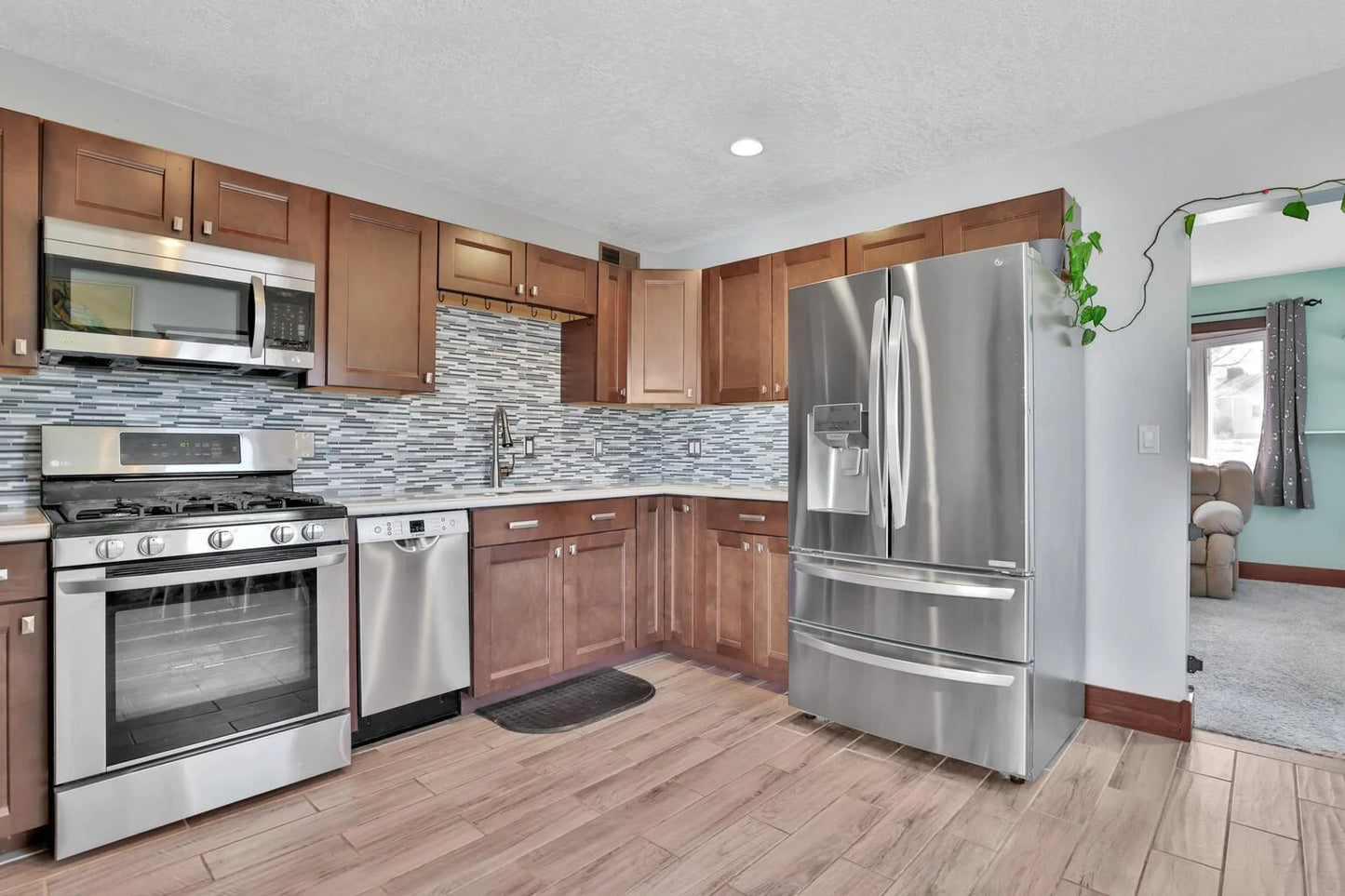 1955 Polaris Place, North Saint Paul, MN 55109