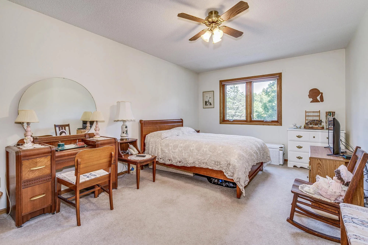 2556 Sumac Circle, White Bear Lake, MN 55110