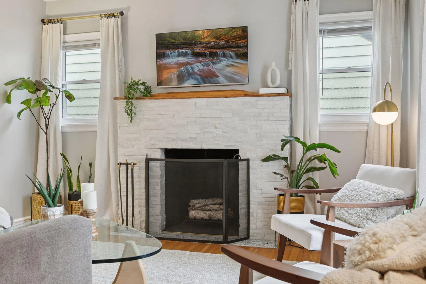 5217 France Avenue, Minneapolis, MN 55410