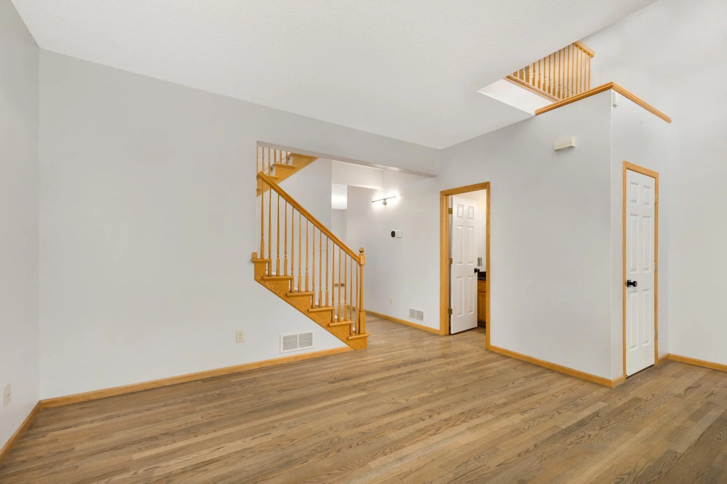 10935 Eagle View Place, Woodbury, MN 55129