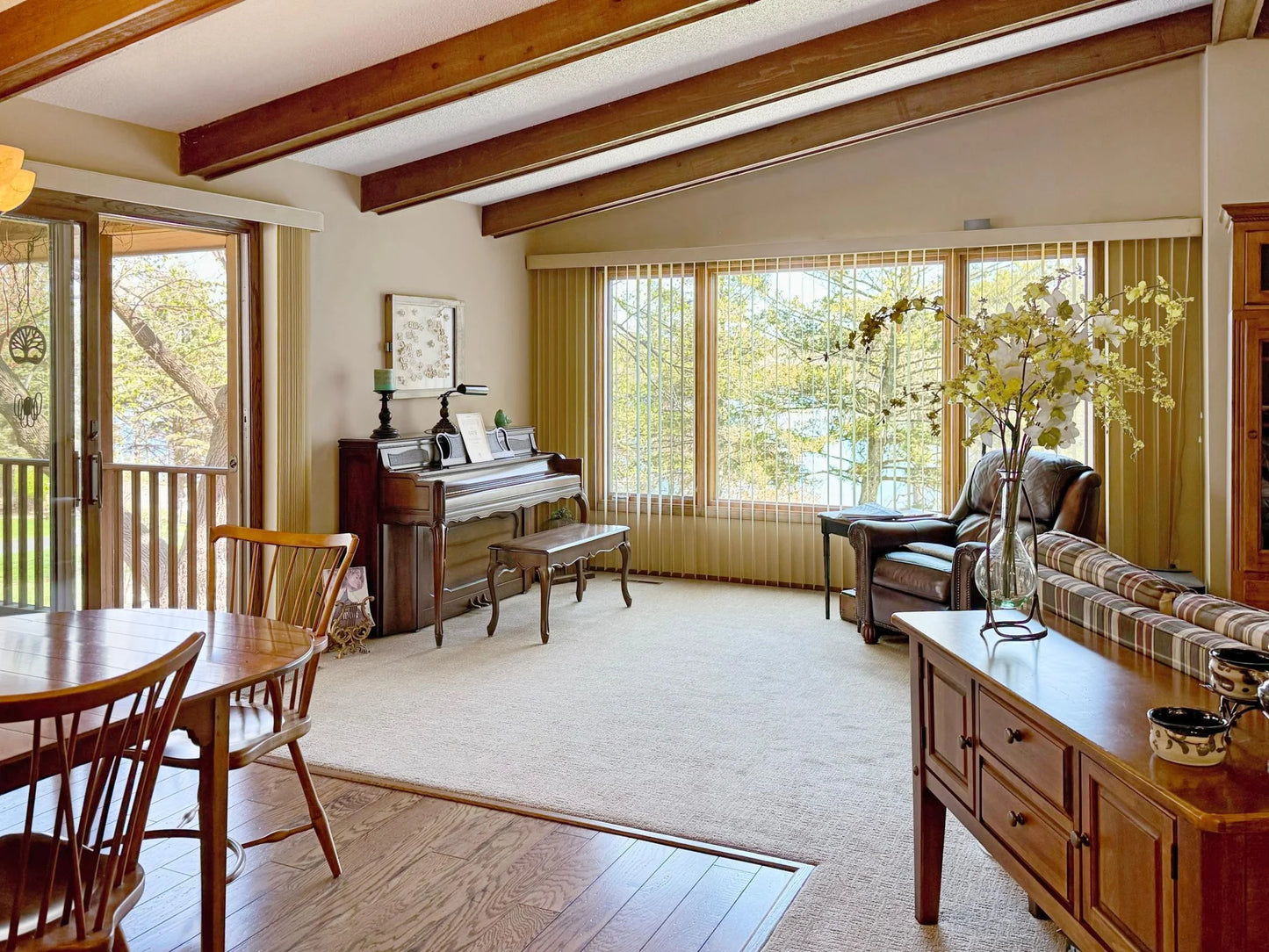 7864 Demontreville Trail, Lake Elmo, MN 55042