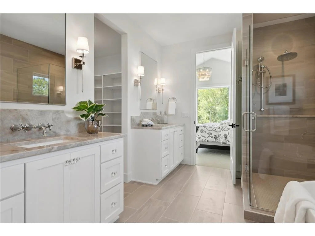 25560 Smithtown Road, Shorewood, MN 55331