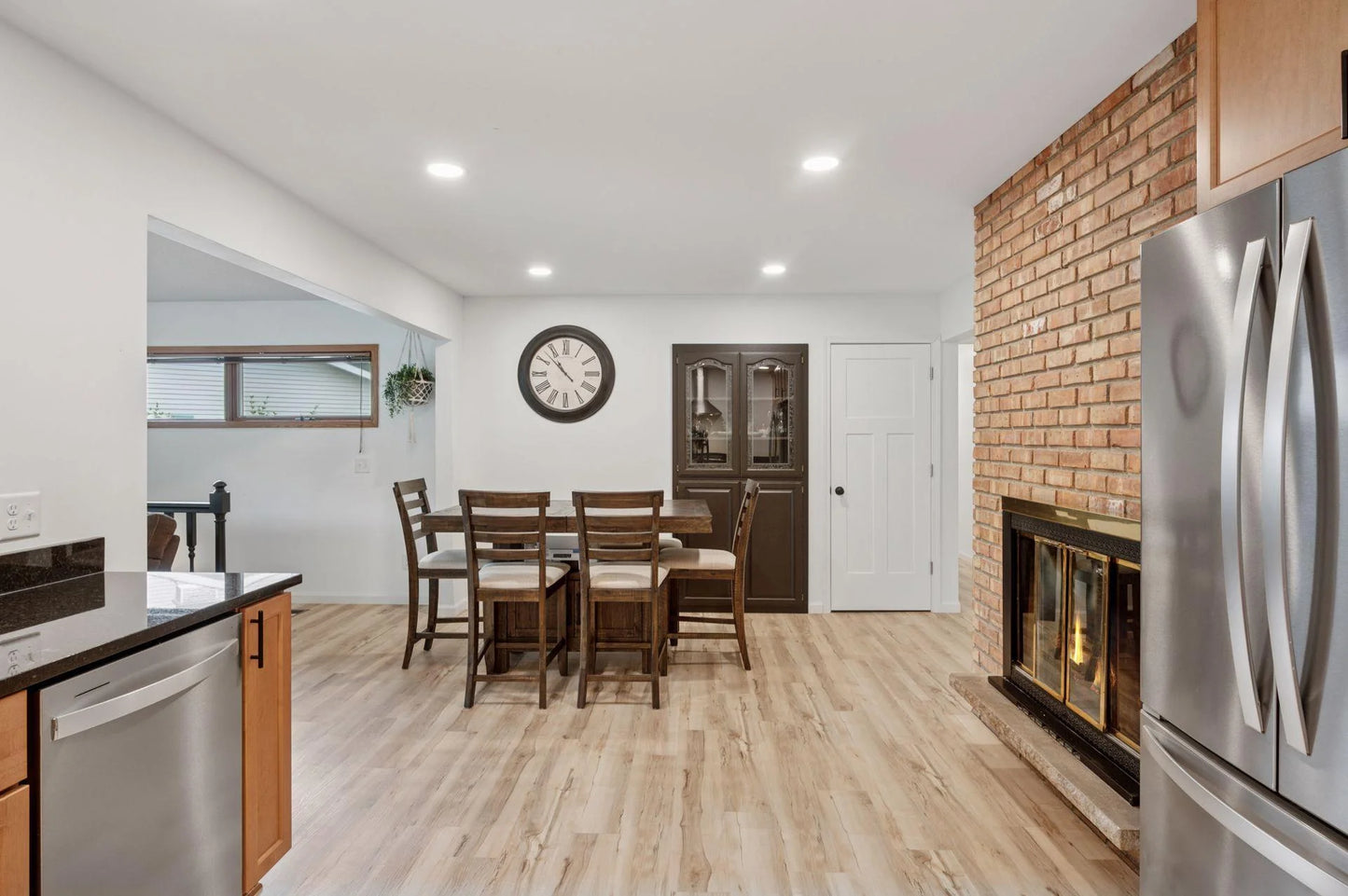 63 Langer Circle, West Saint Paul, MN 55118