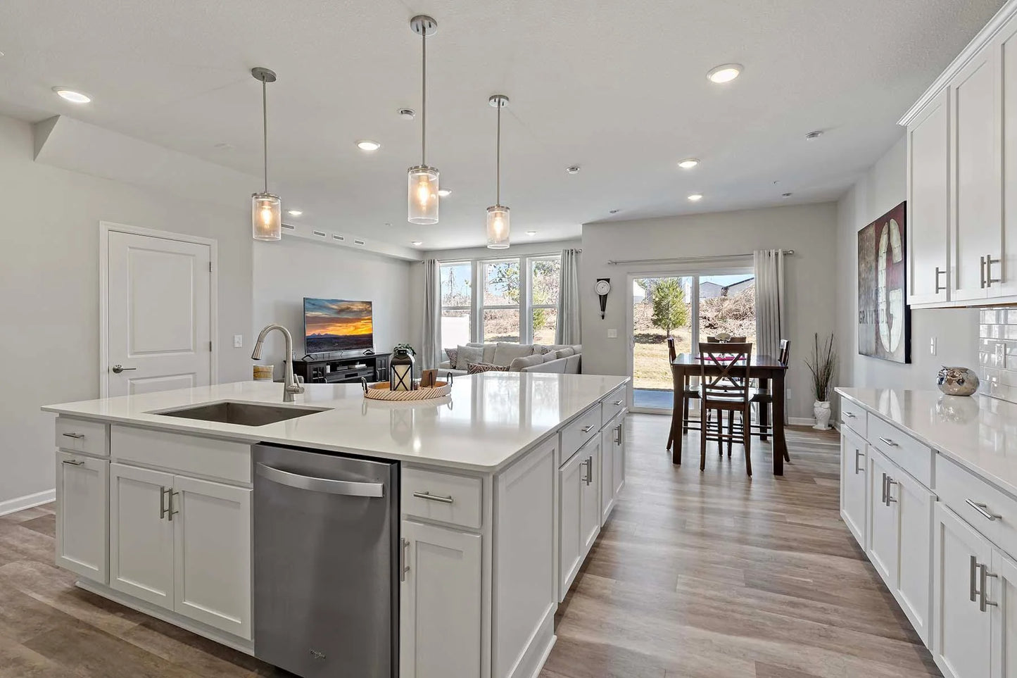 4884 Avery Court, Eagan, MN 55123
