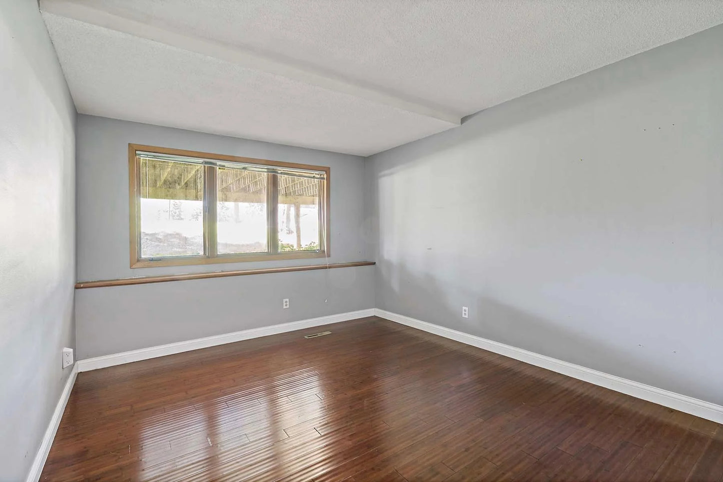5105 Balsam Lane, Plymouth, MN 55442