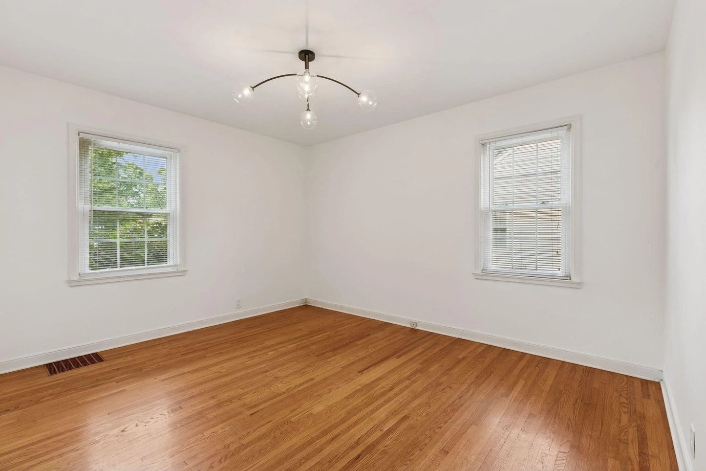 5717 Lake Street, Saint Louis Park, MN 55416