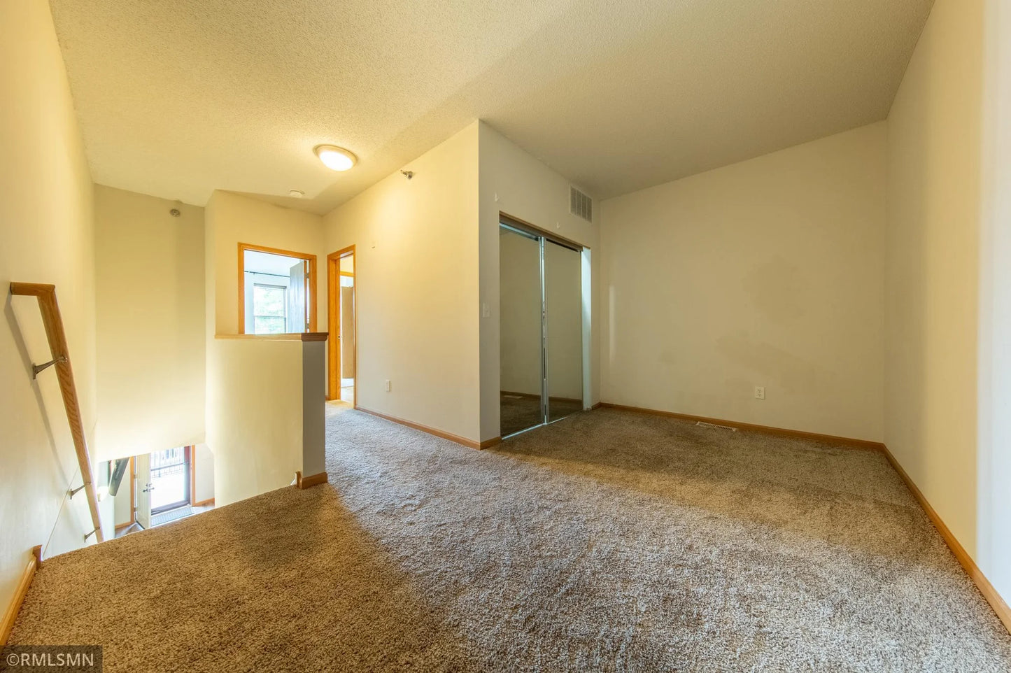 150 Burnsville Parkway, Burnsville, MN 55337