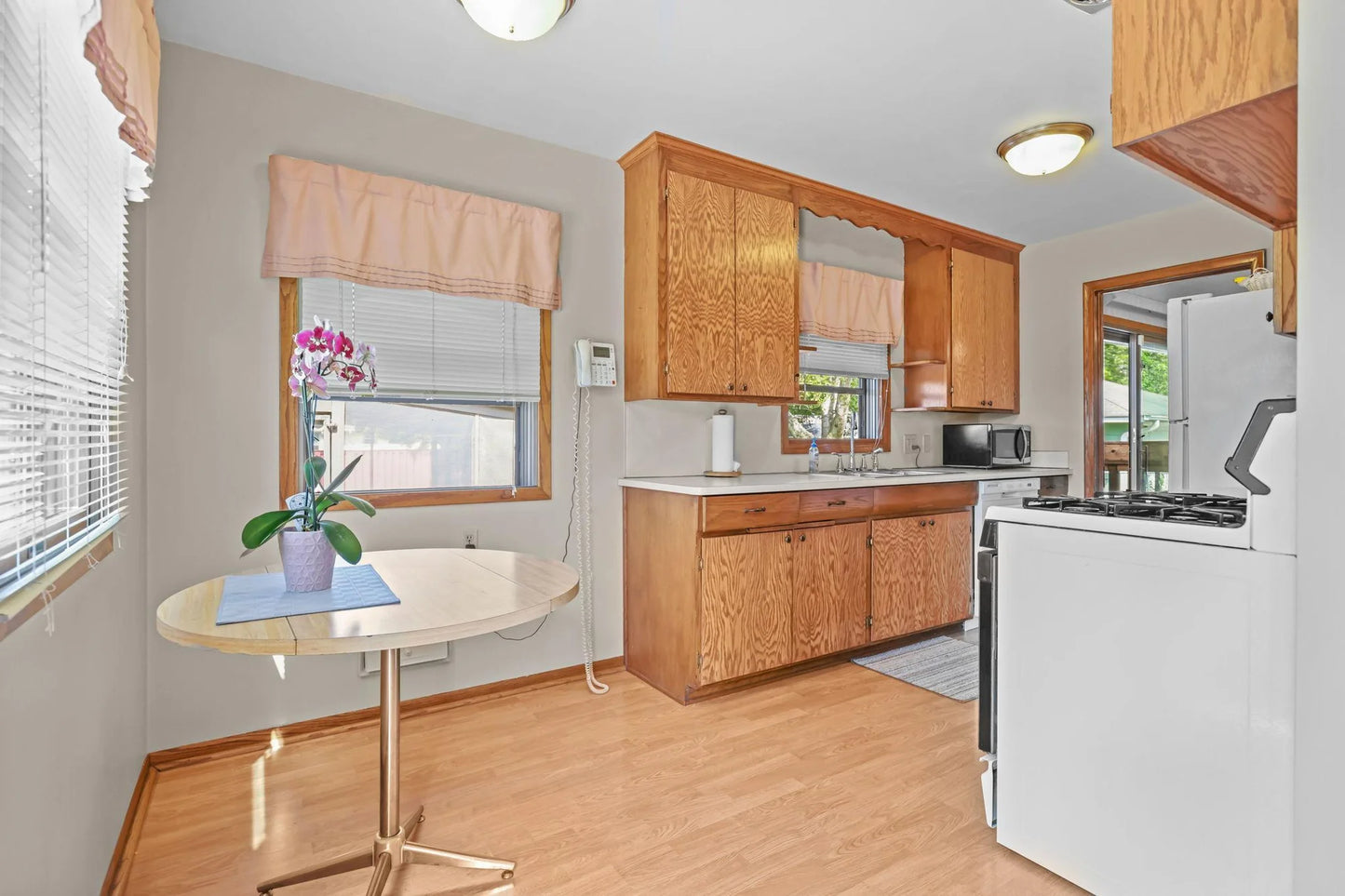 5913 Zenith Avenue, Brooklyn Center, MN 55429
