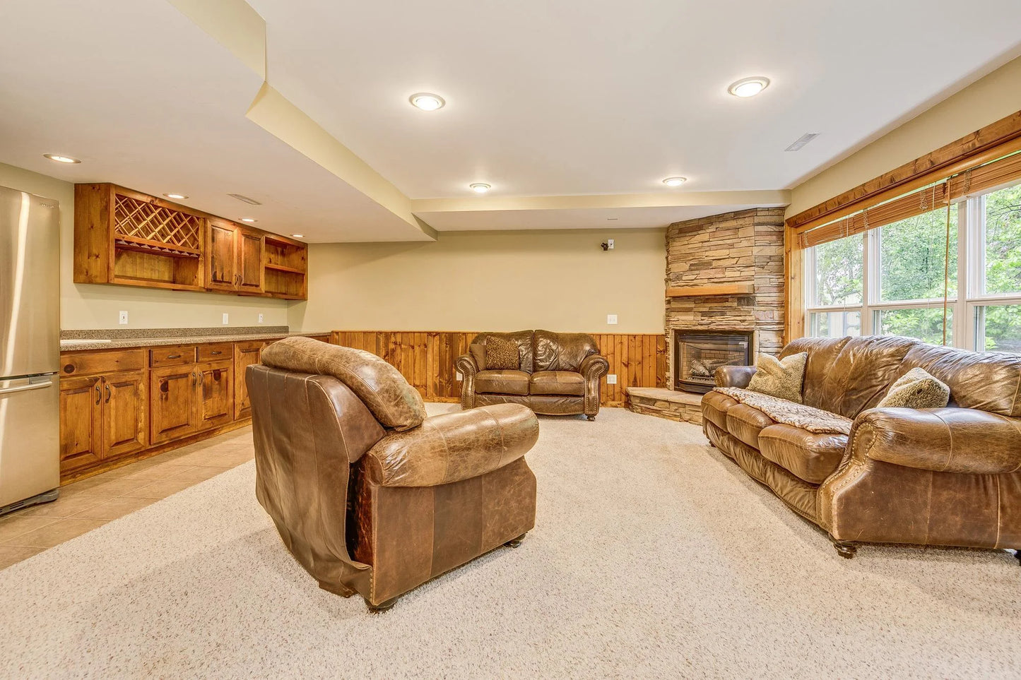 10447 Kilbirnie Road, Woodbury, MN 55129