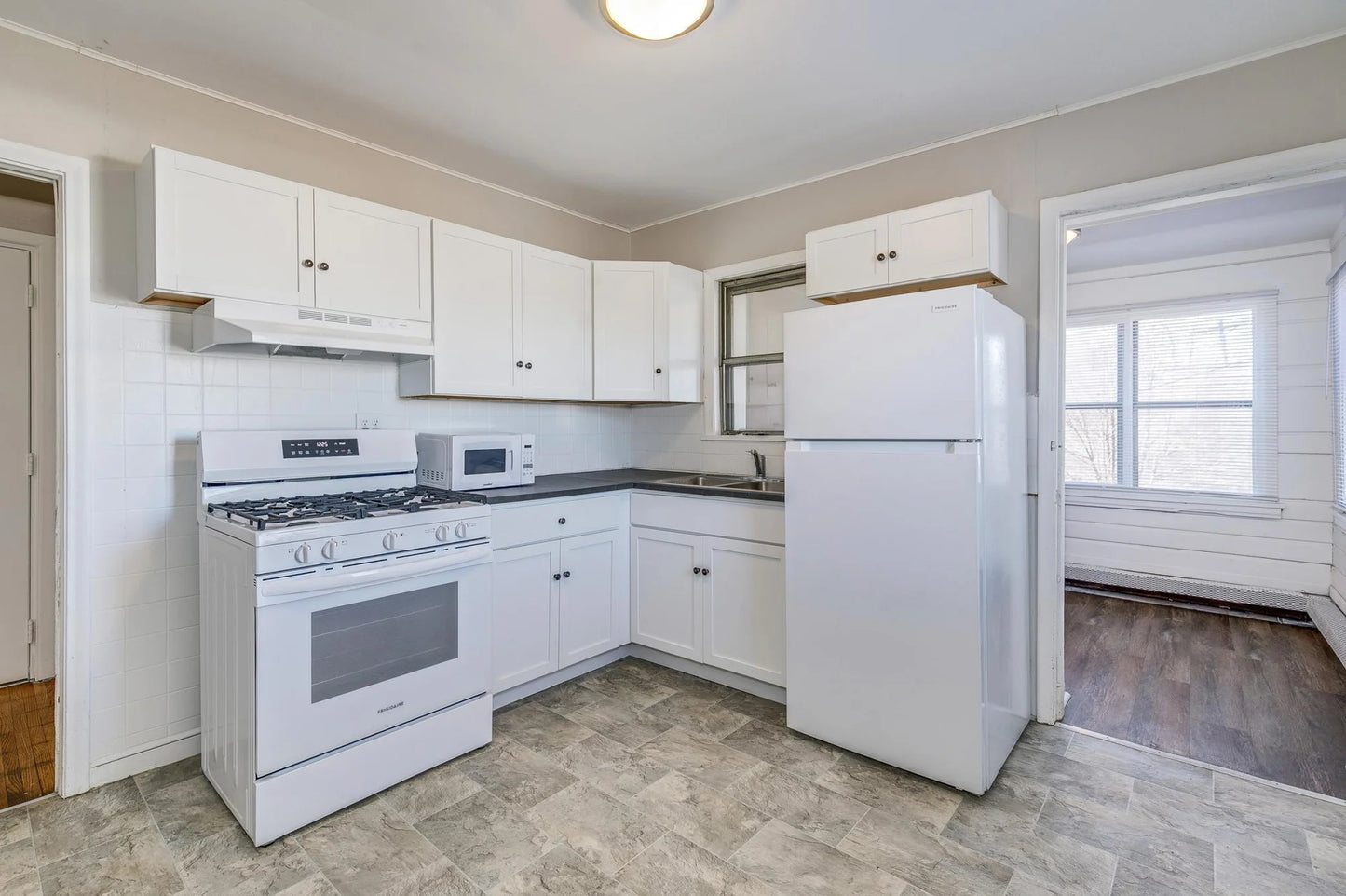 609 Dale Street, Saint Paul, MN 55103