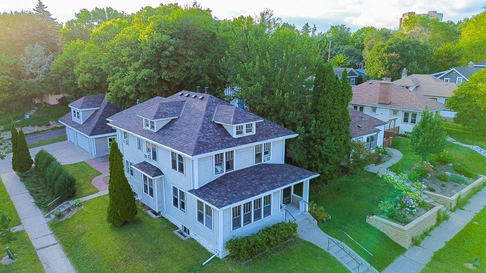 445 Lexington Parkway, Saint Paul, MN 55105