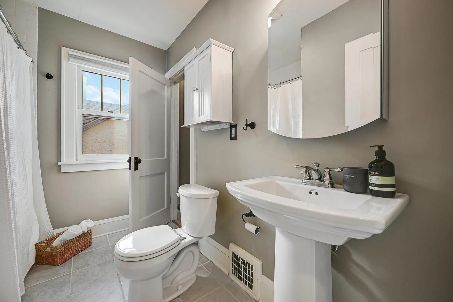61 George Street, Saint Paul, MN 55107