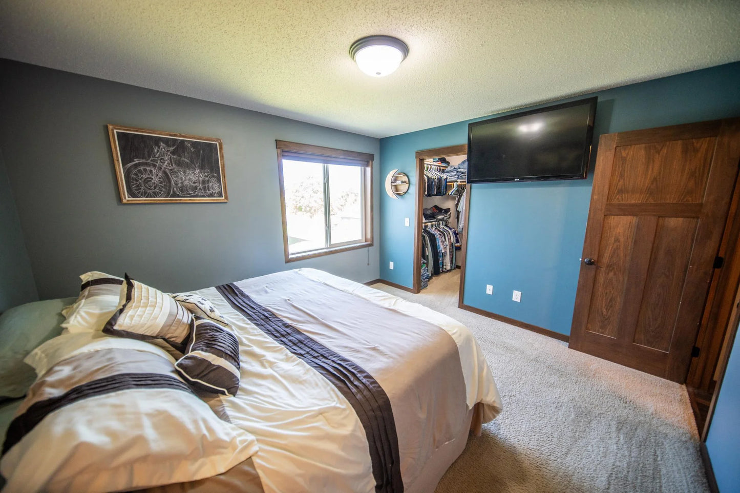 426 Creek Avenue , Delano, MN 55328