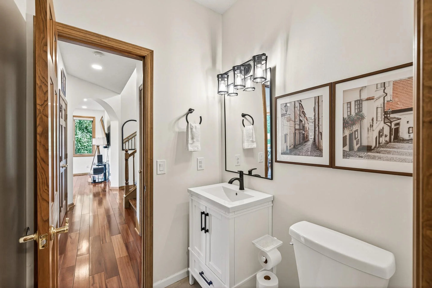 2545 Hillwood Drive, Maplewood, MN 55119