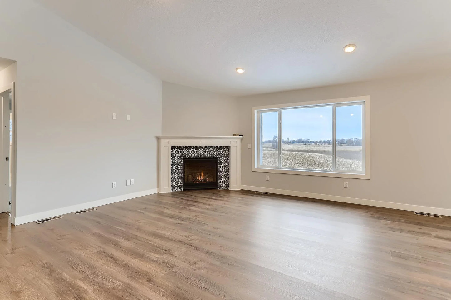 000 110th Ave N , Dayton, MN 55369