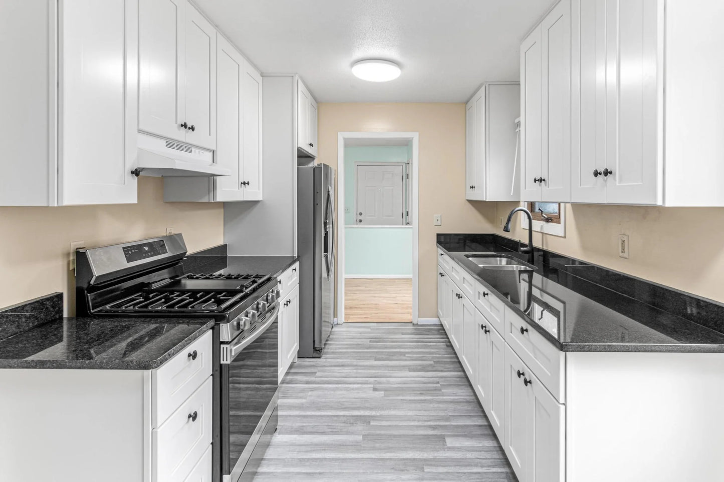 6225 Century Boulevard, Brooklyn Park, MN 55429
