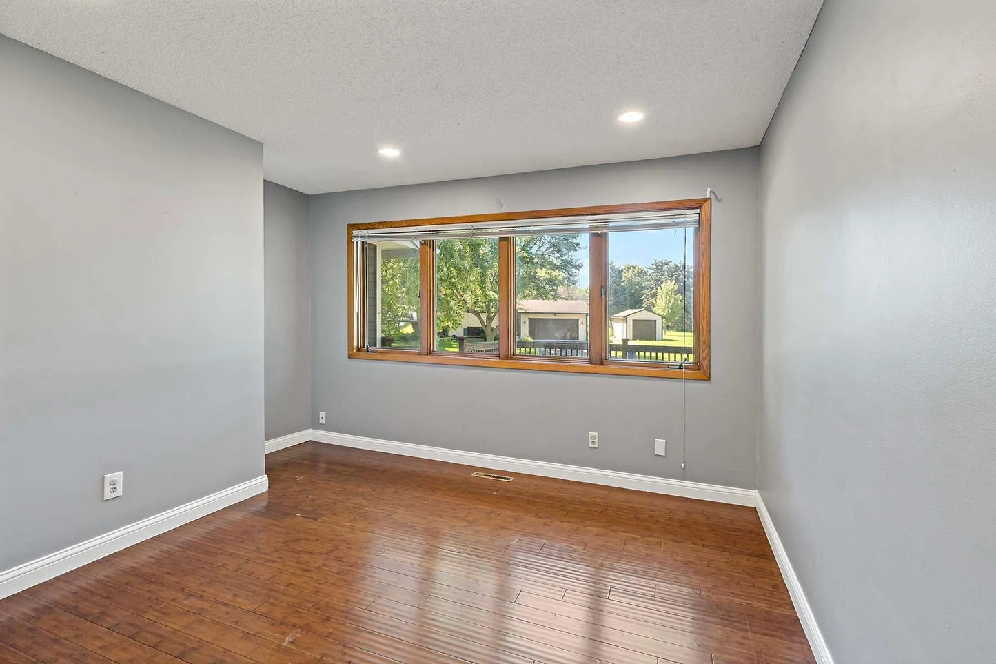 5105 Balsam Lane, Plymouth, MN 55442