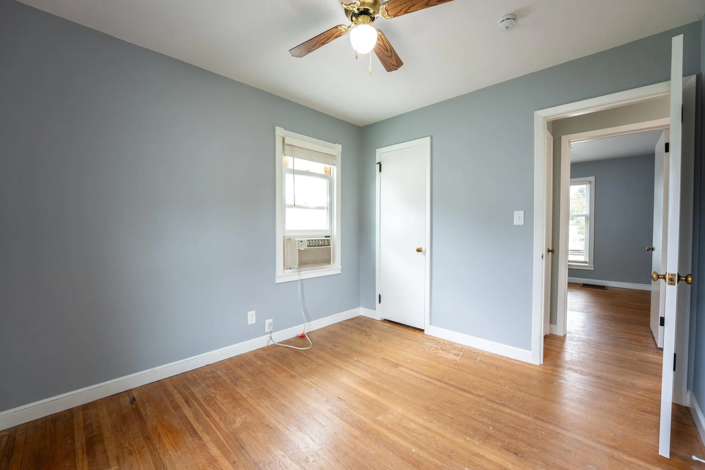 4635 Thomas Avenue, Minneapolis, MN 55412