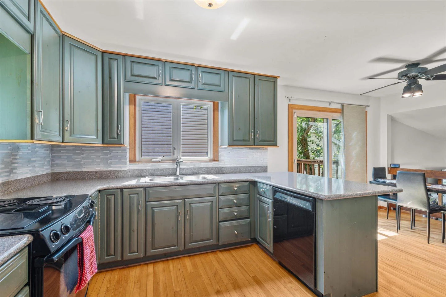 5554 Knoll Drive, Shoreview, MN 55126