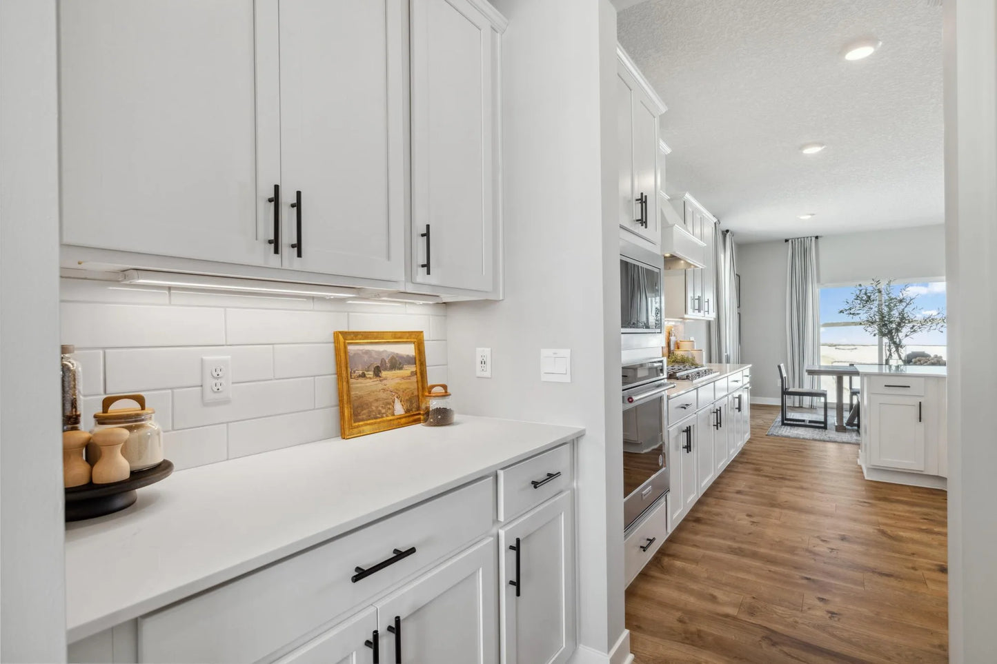 10546 Bent Pine Lane, Woodbury, MN 55129