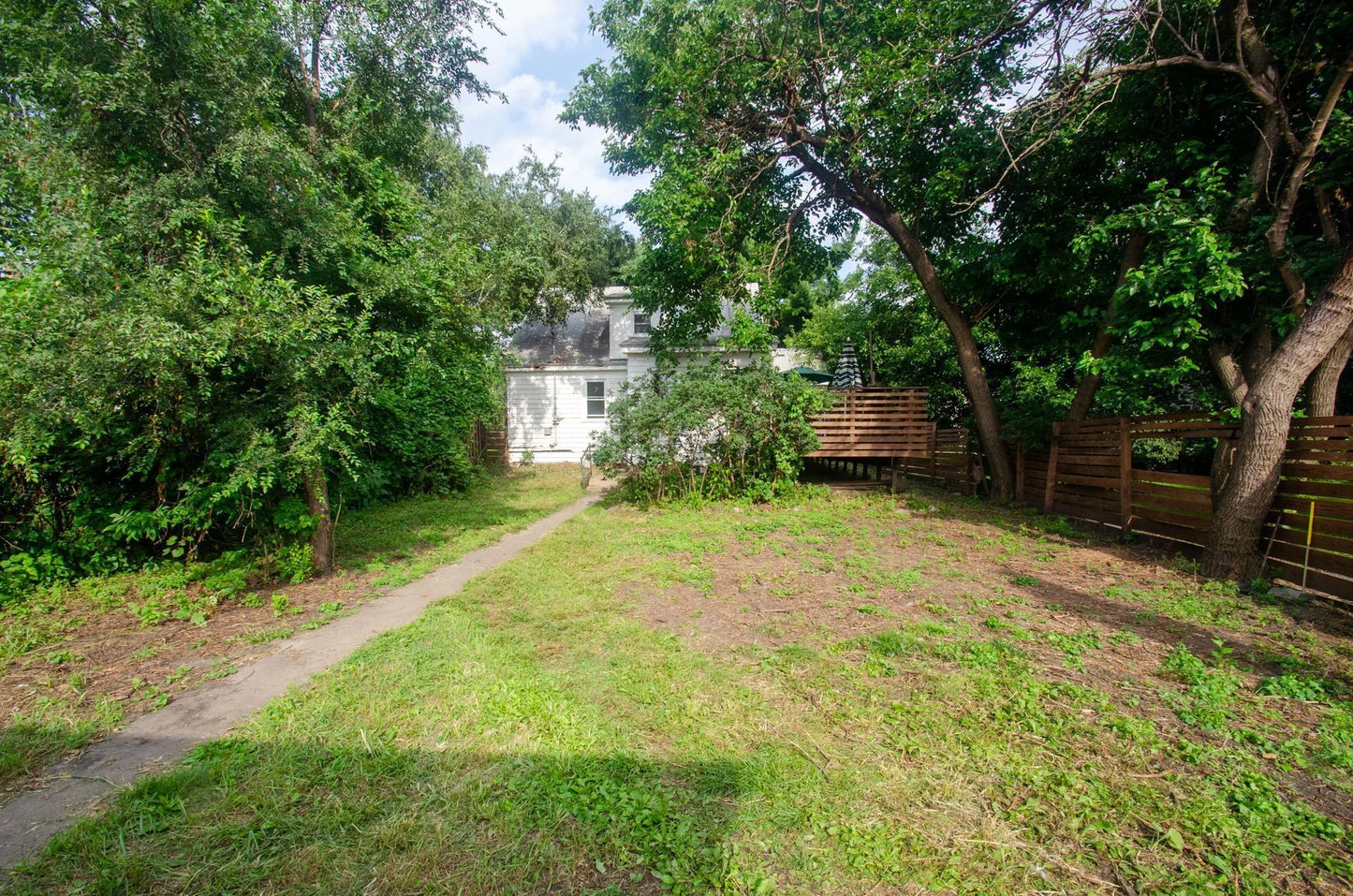 2518 University Avenue, Minneapolis, MN 55418