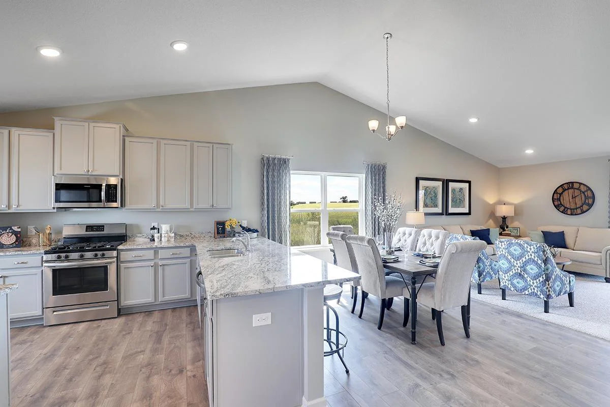 5200 Mustang Drive, Woodbury, MN 55129