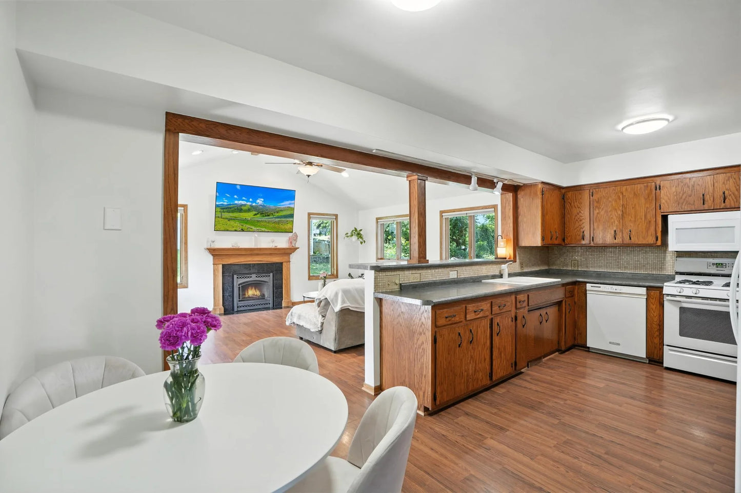 526 9th Avenue, South Saint Paul, MN 55075