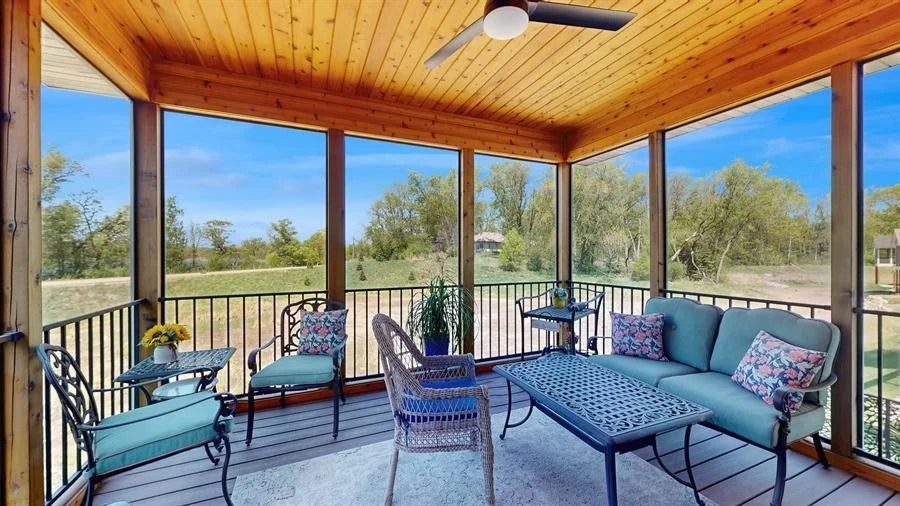 2506 Neal Court, Stillwater, MN 55082
