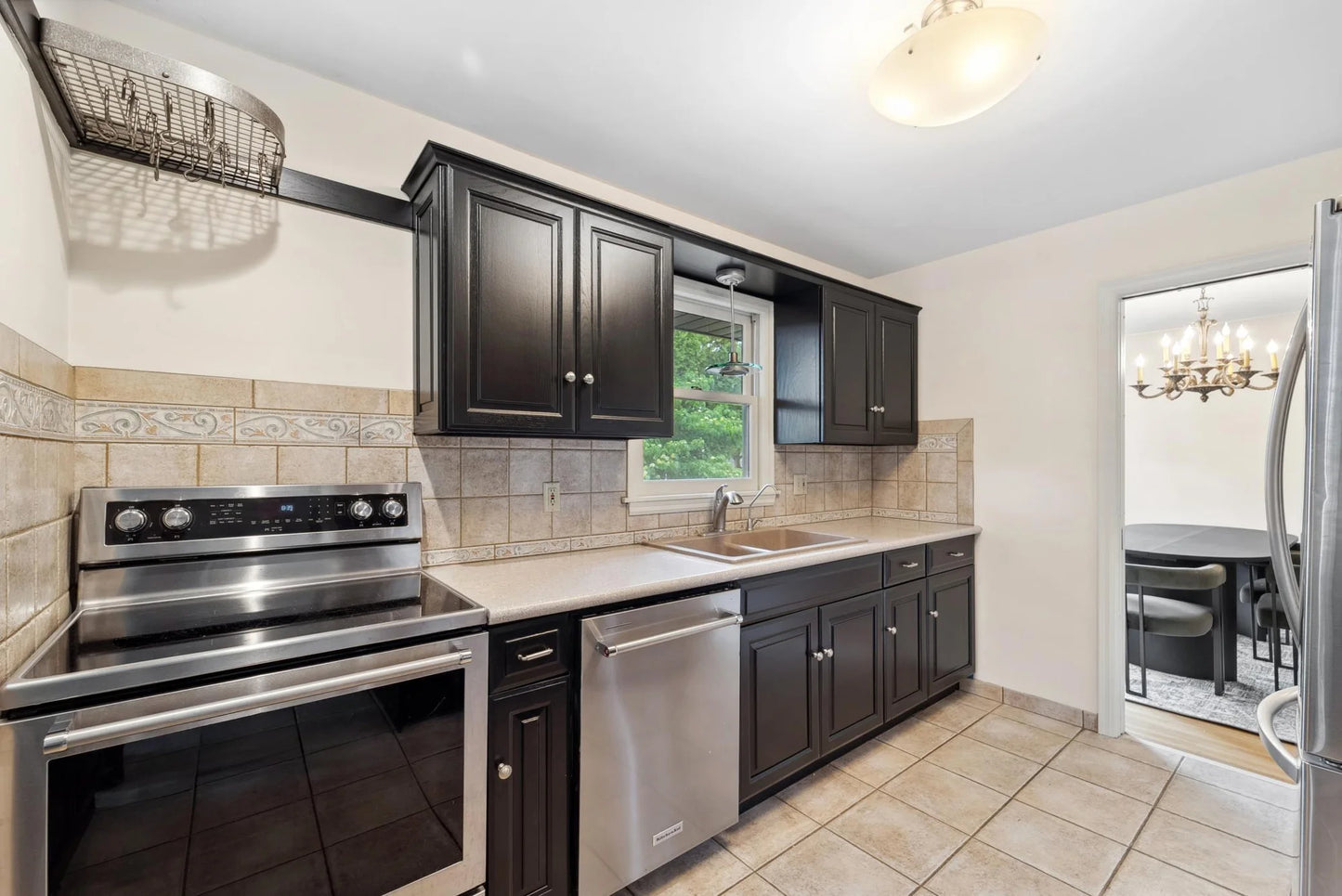 5913 Drew Avenue, Edina, MN 55410
