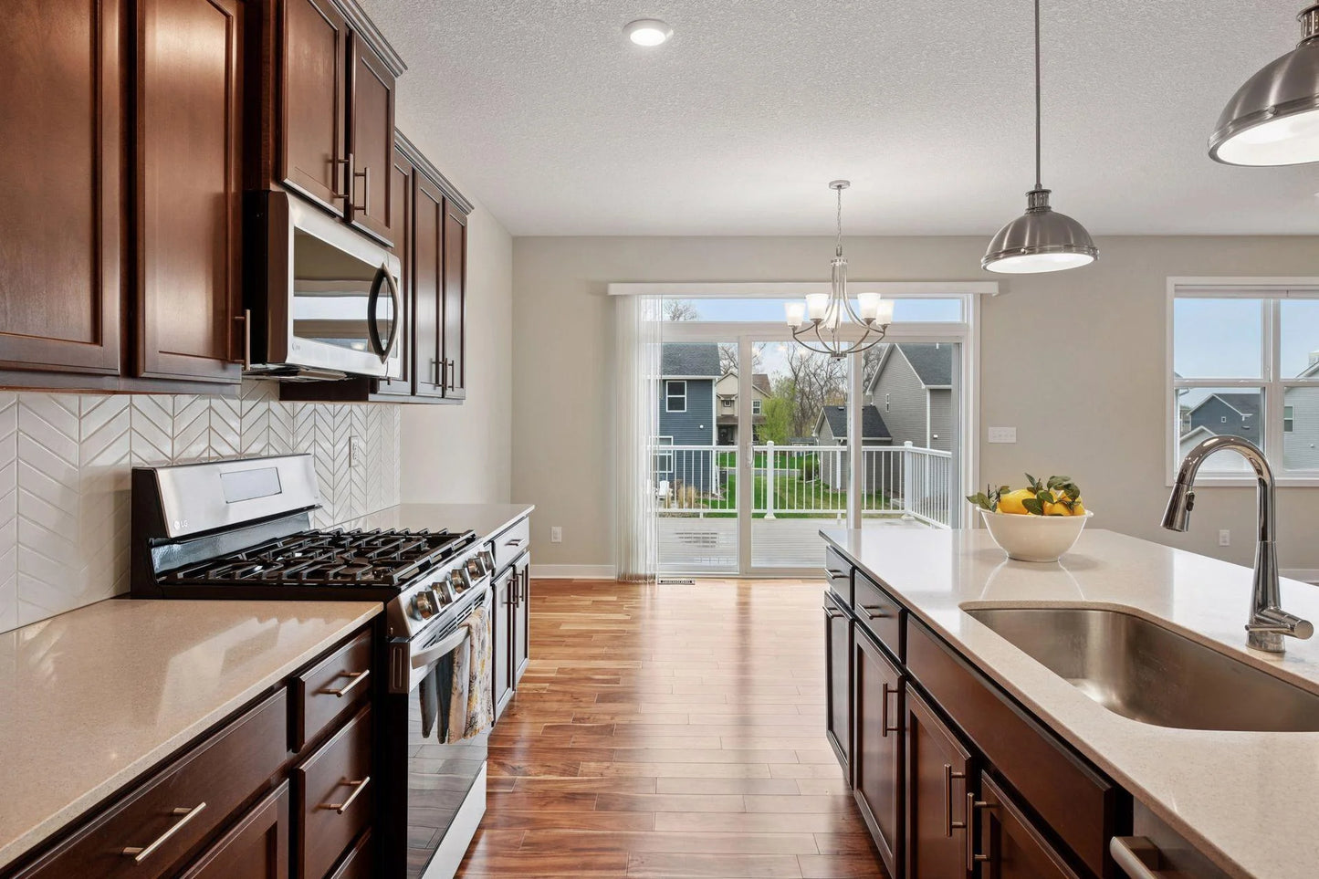 5743 Meridian Way, Prior Lake, MN 55372