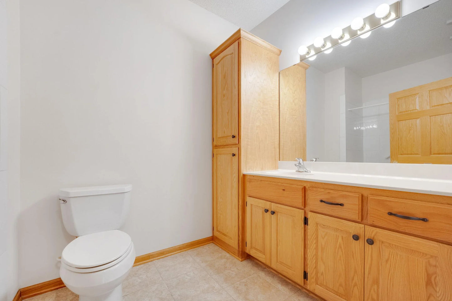 5200 Pathways Avenue, White Bear Lake, MN 55110