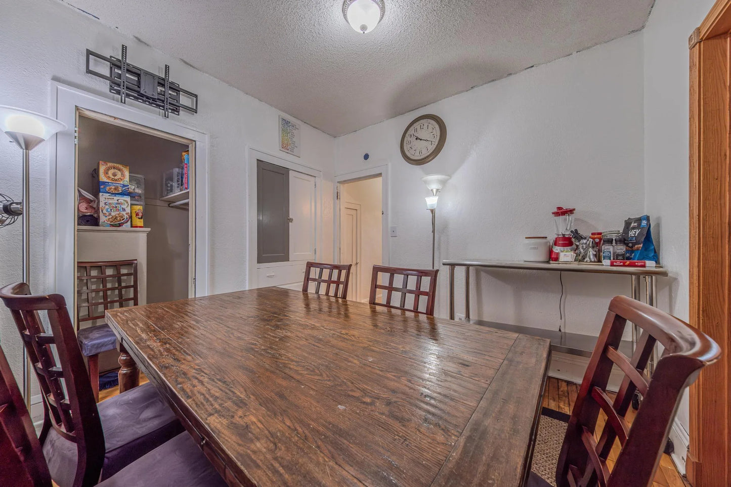 2394 Valentine Avenue, Saint Paul, MN 55108