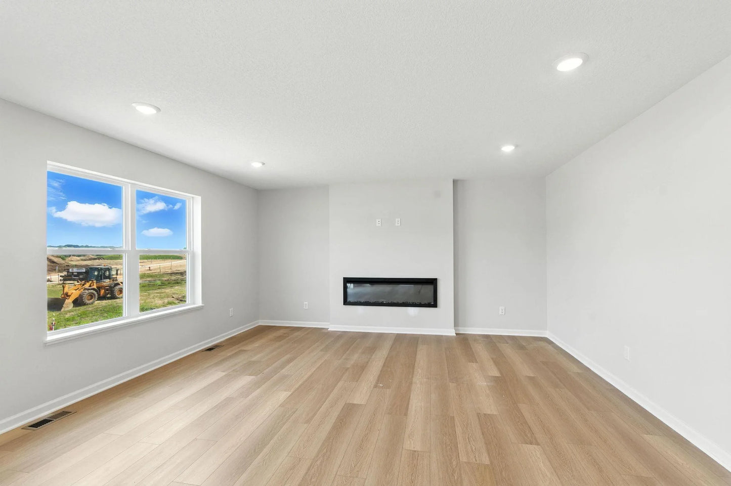 10467 Glenbrook Avenue, Cottage Grove, MN 55016