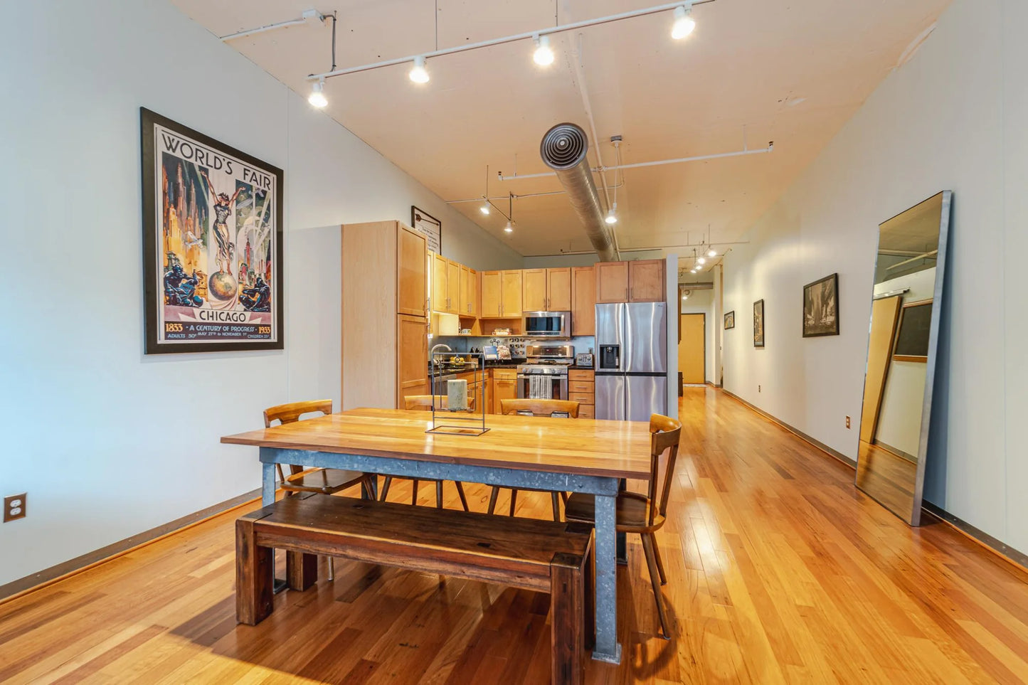 250 Park Avenue, Minneapolis, MN 55415