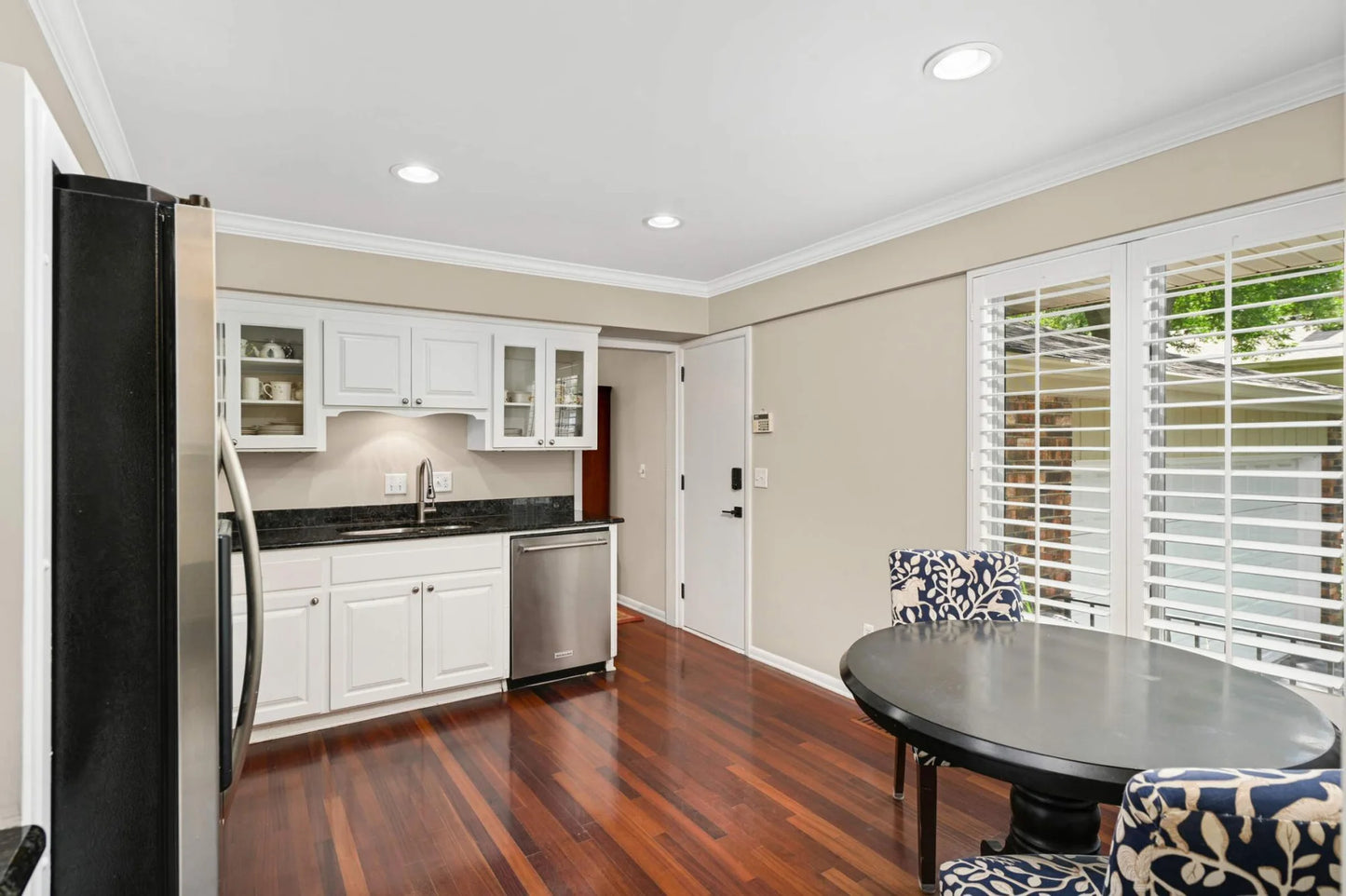 5315 Malibu Drive, Edina, MN 55436