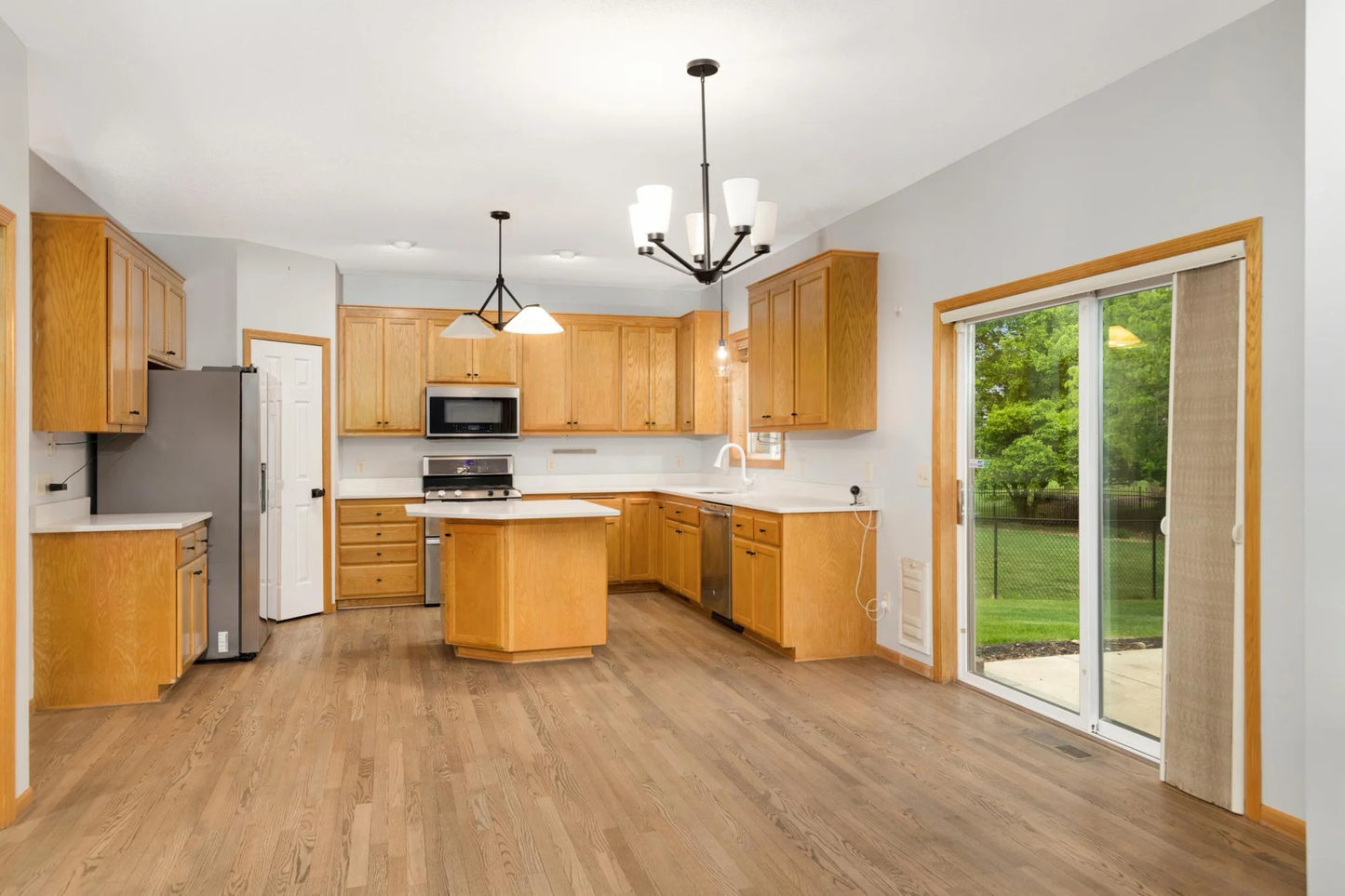 10935 Eagle View Place, Woodbury, MN 55129