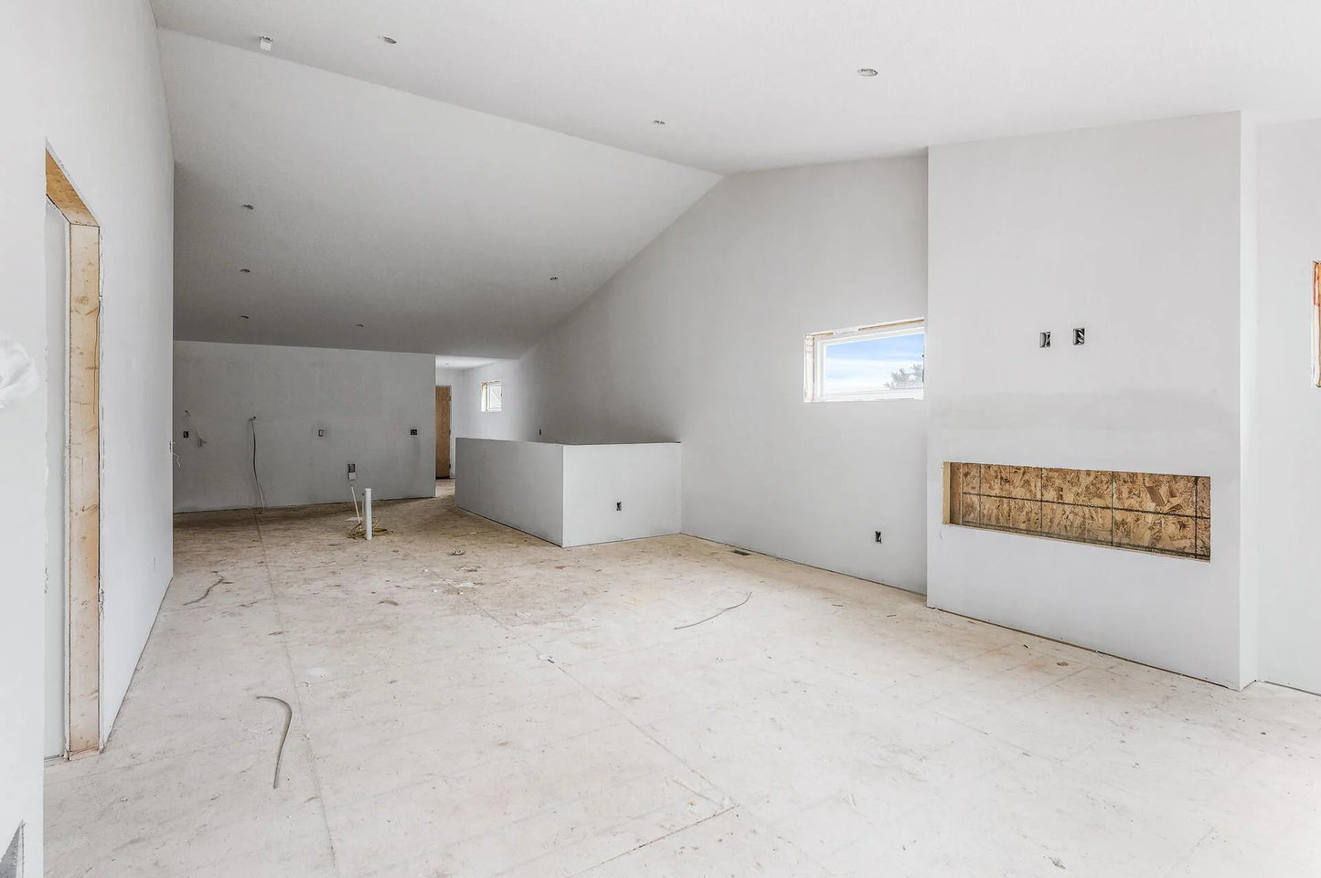 230 Mccarrons Place, Roseville, MN 55113