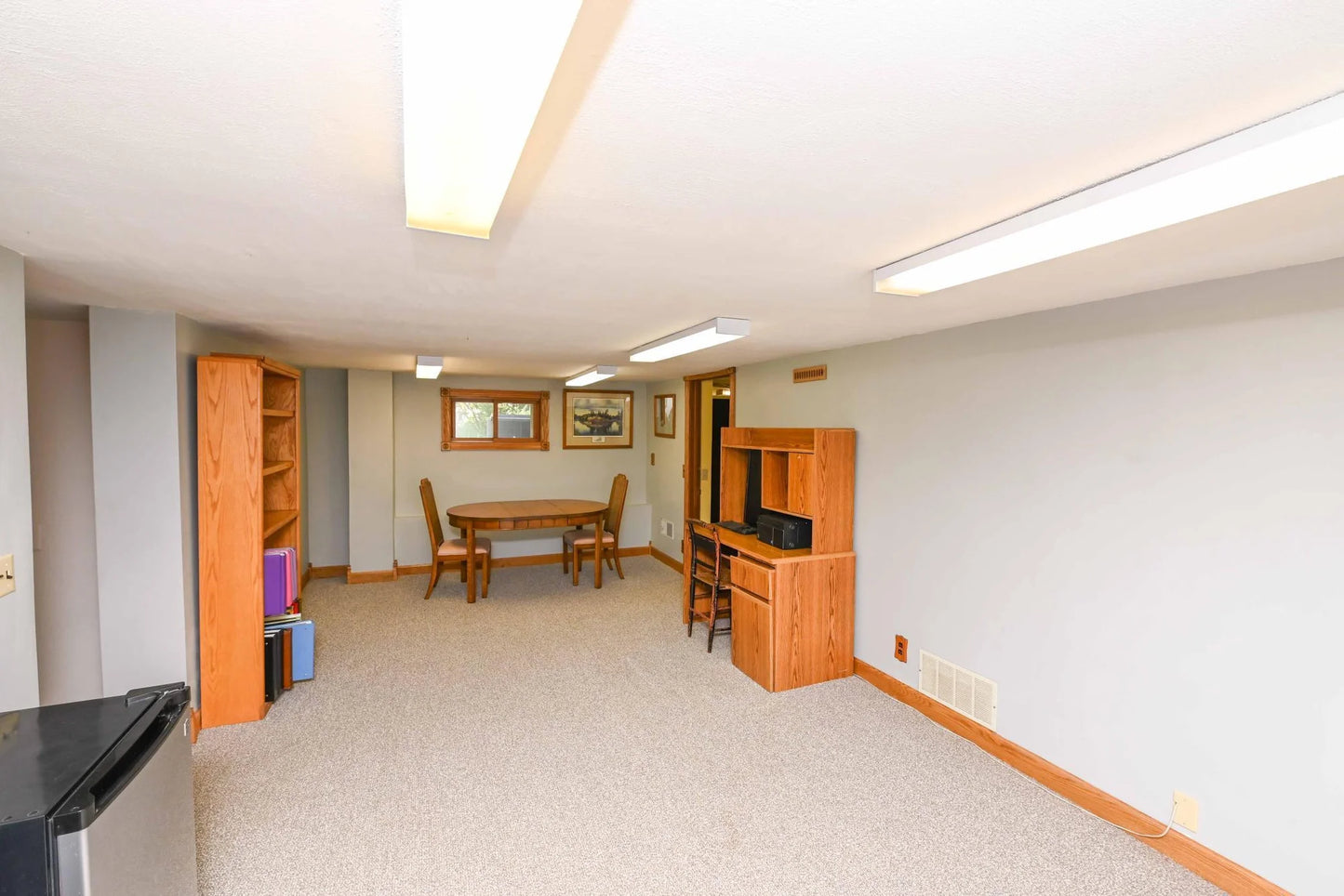 4760 Vine Hill Road, Deephaven, MN 55331