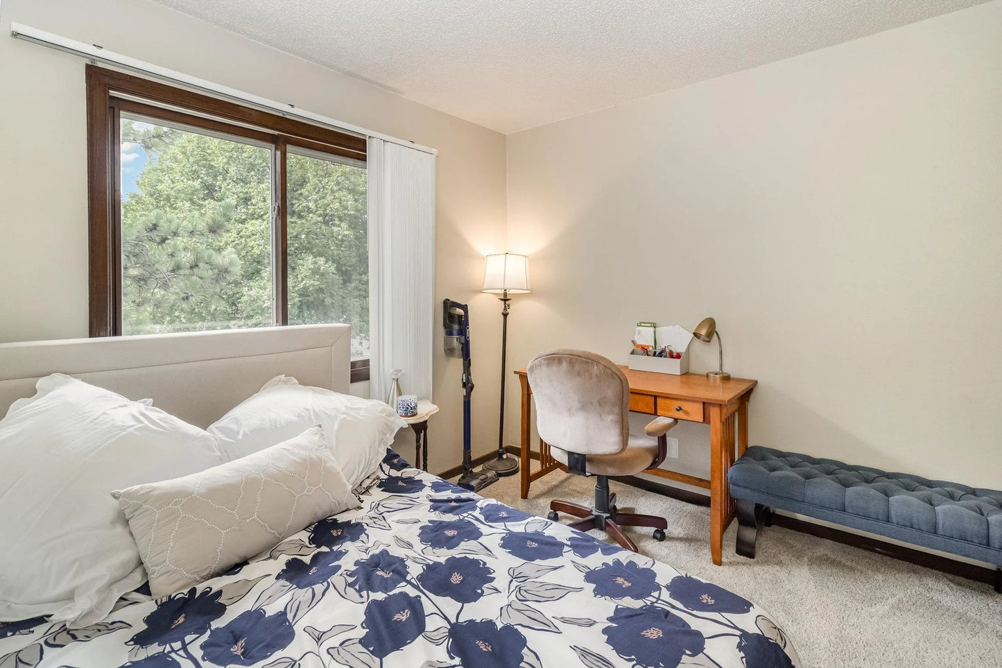 2488 Cobble Hill Alcove , Woodbury, MN 55125