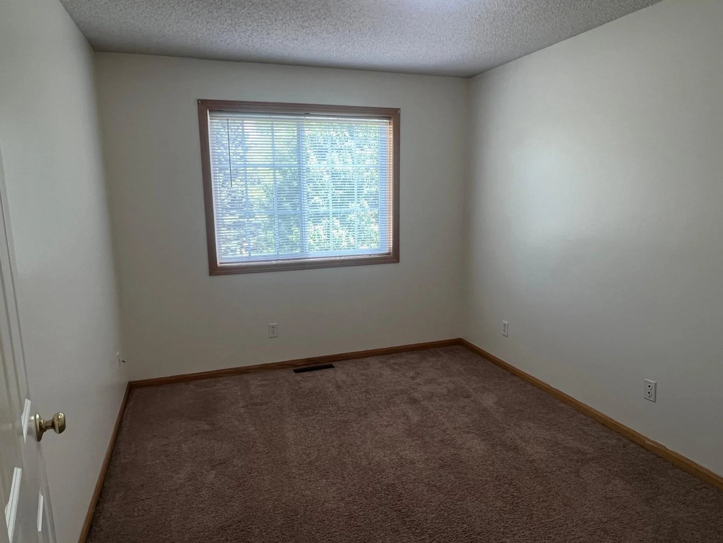 20514 Erin Court, Farmington, MN 55024
