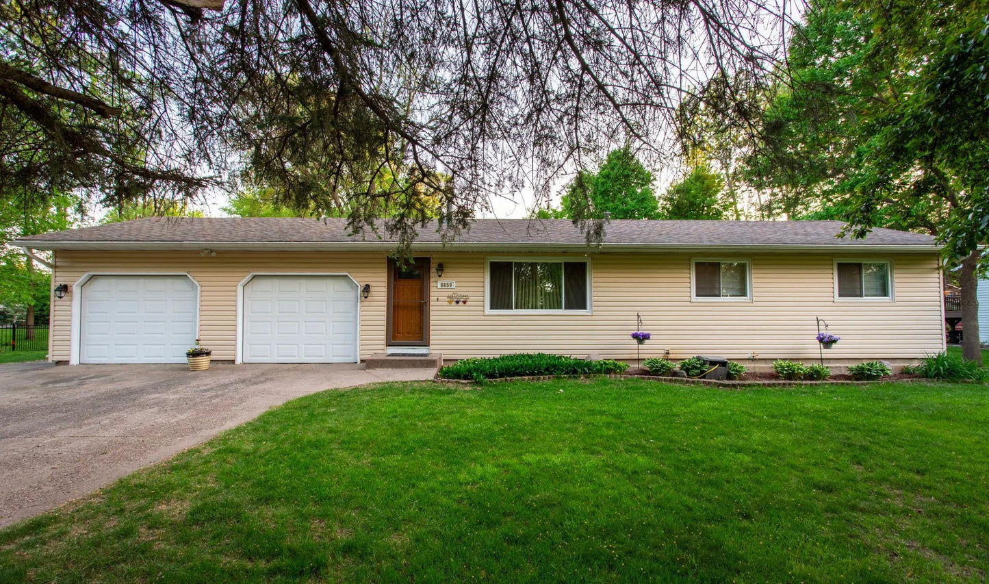 8659 215th Street, Forest Lake, MN 55025