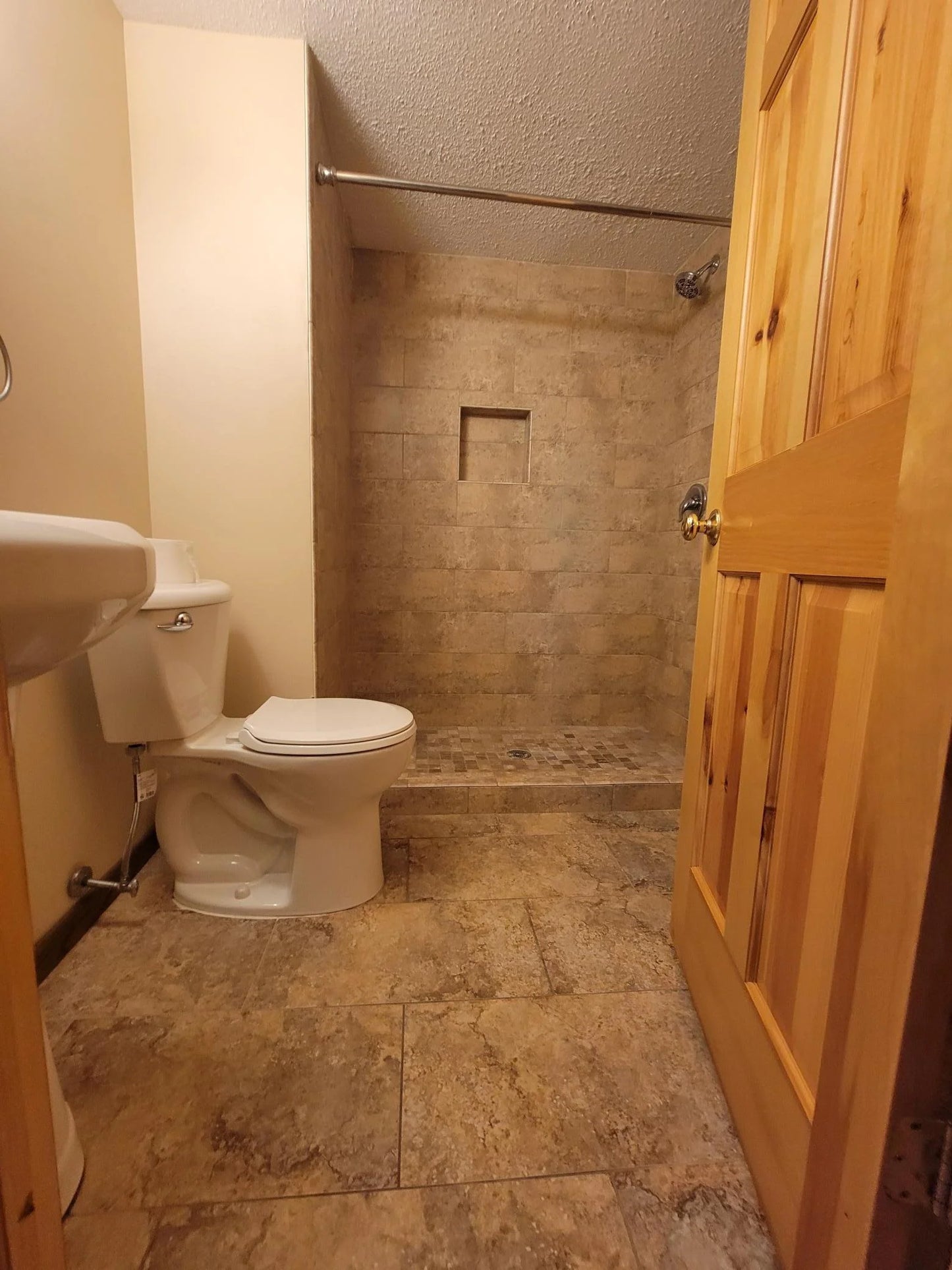 619 3rd Street, Forest Lake, MN 55025