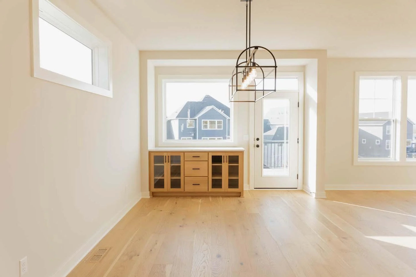 6565 Timber Arch Drive, Chaska, MN 55318