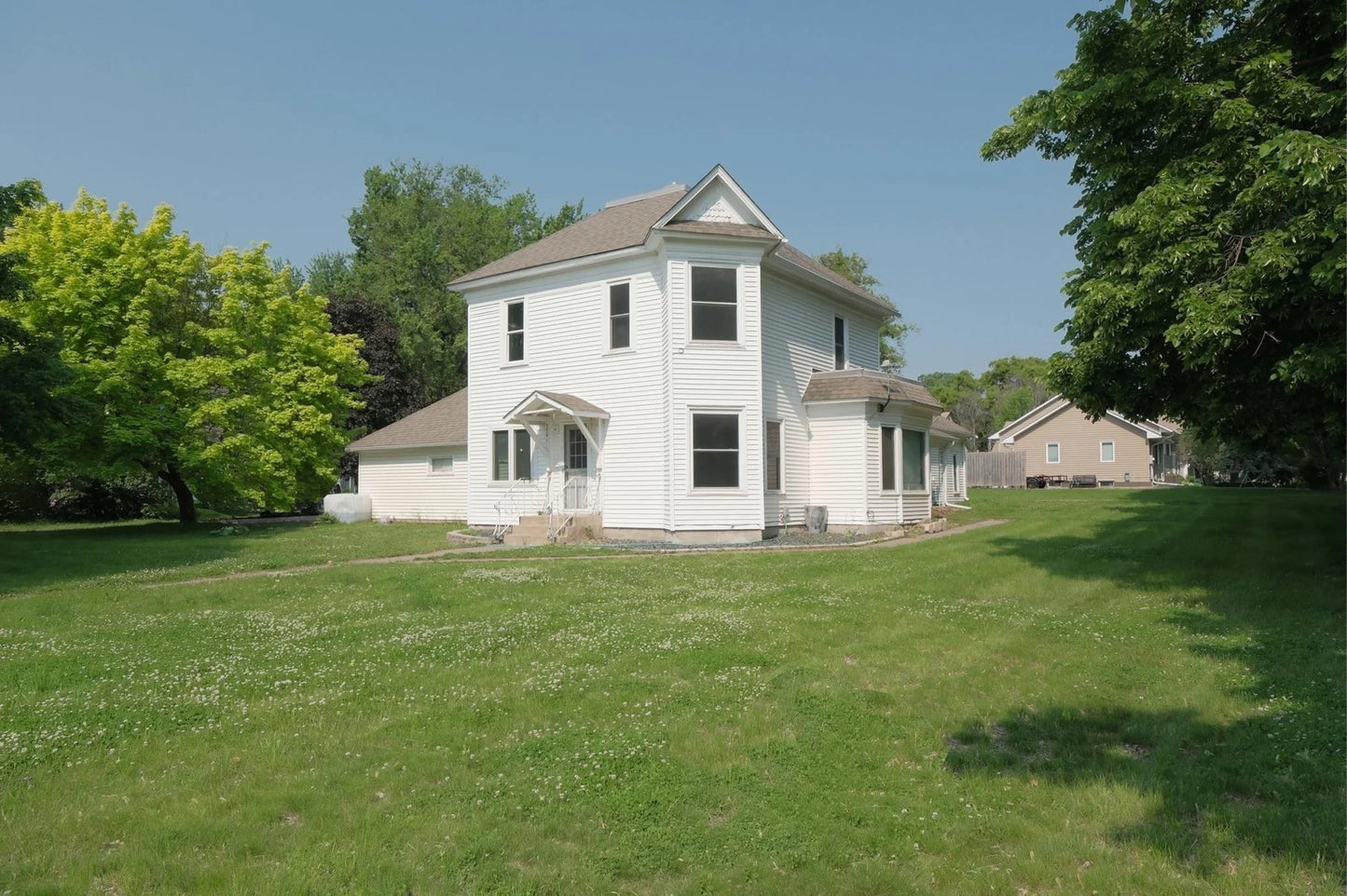 5741 Maple Street, Rockford, MN 55373