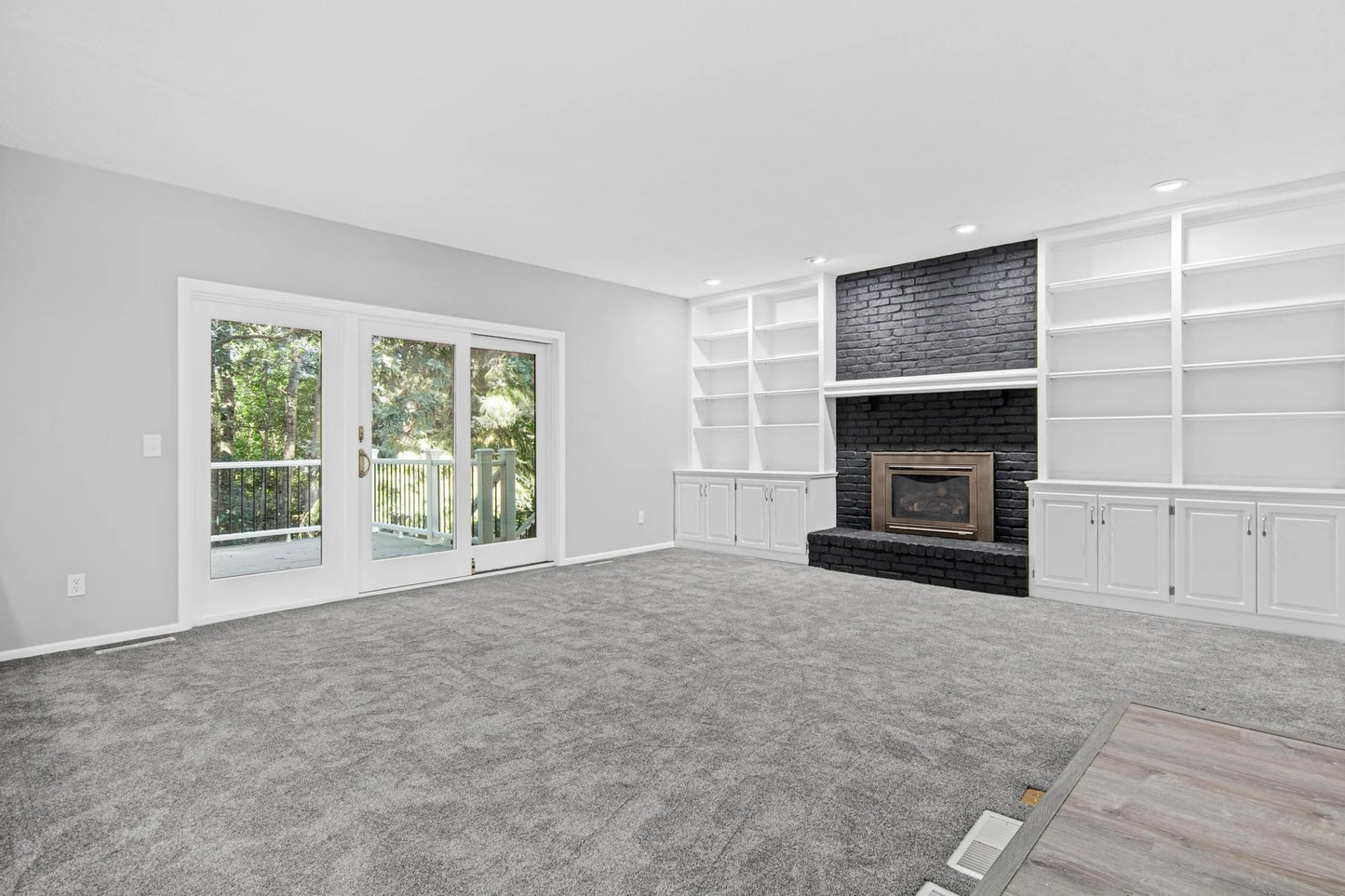 515 Marnie Street, Maplewood, MN 55119
