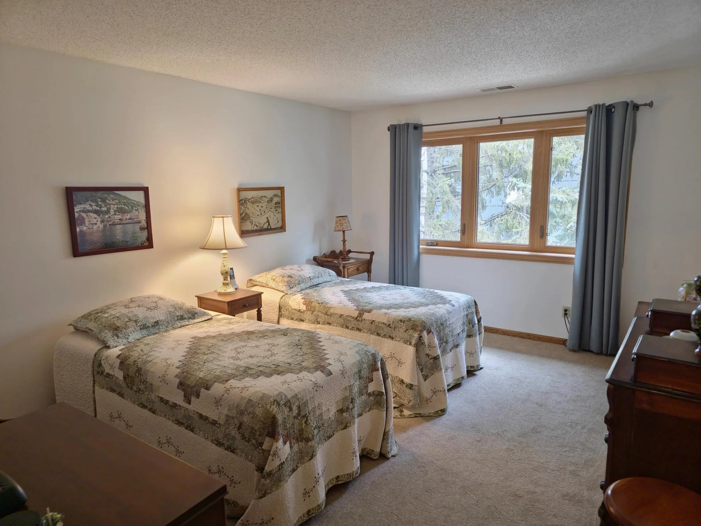 32 11th Avenue, Hopkins, MN 55343