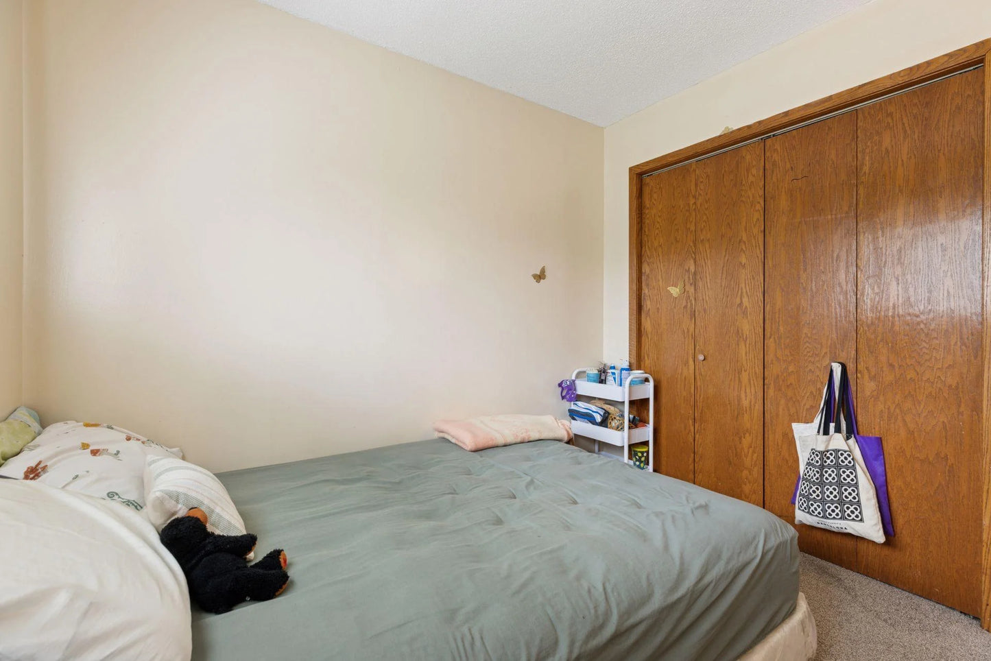 501 Shadyside Circle, Hopkins, MN 55343