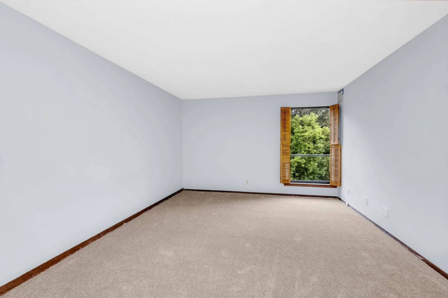6670 Vernon Avenue, Edina, MN 55436